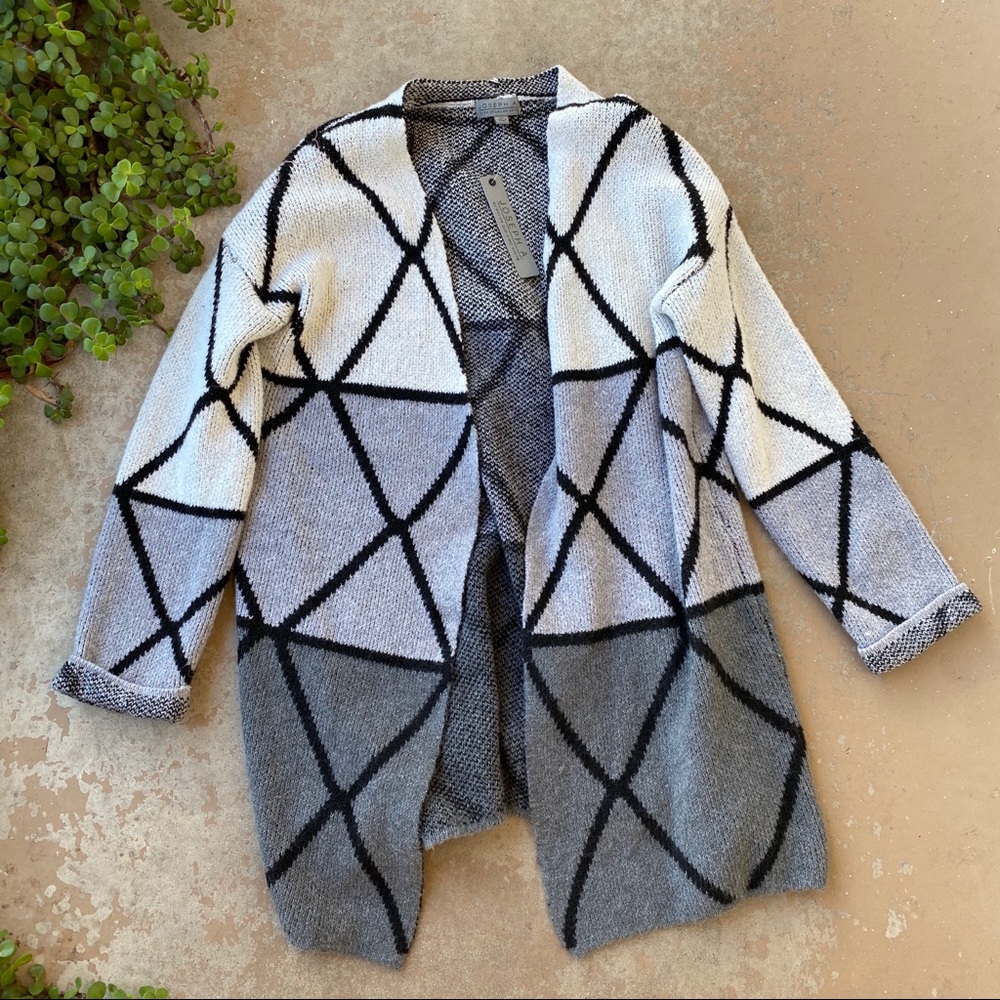 Joseph A Geometric Triangle Gray Cardigan Duster
